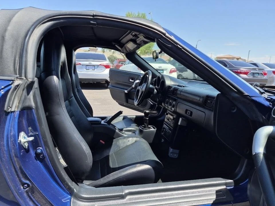 2003 Toyota MR2 Spyder/MR-S - Image 13 of 17