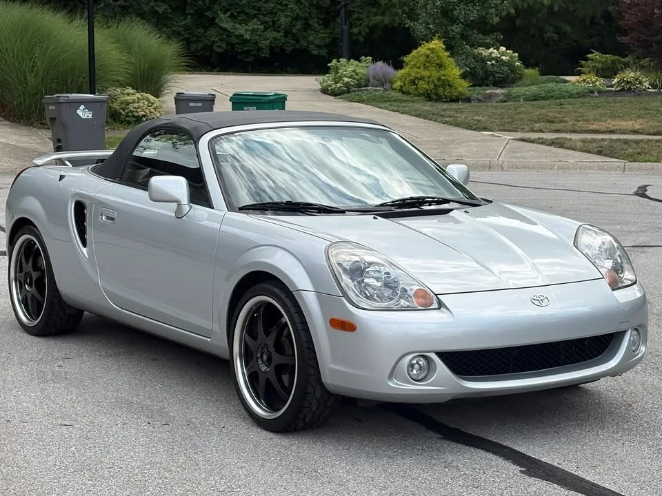 2003 Toyota MR2 Spyder/MR-S - Image 2 of 20