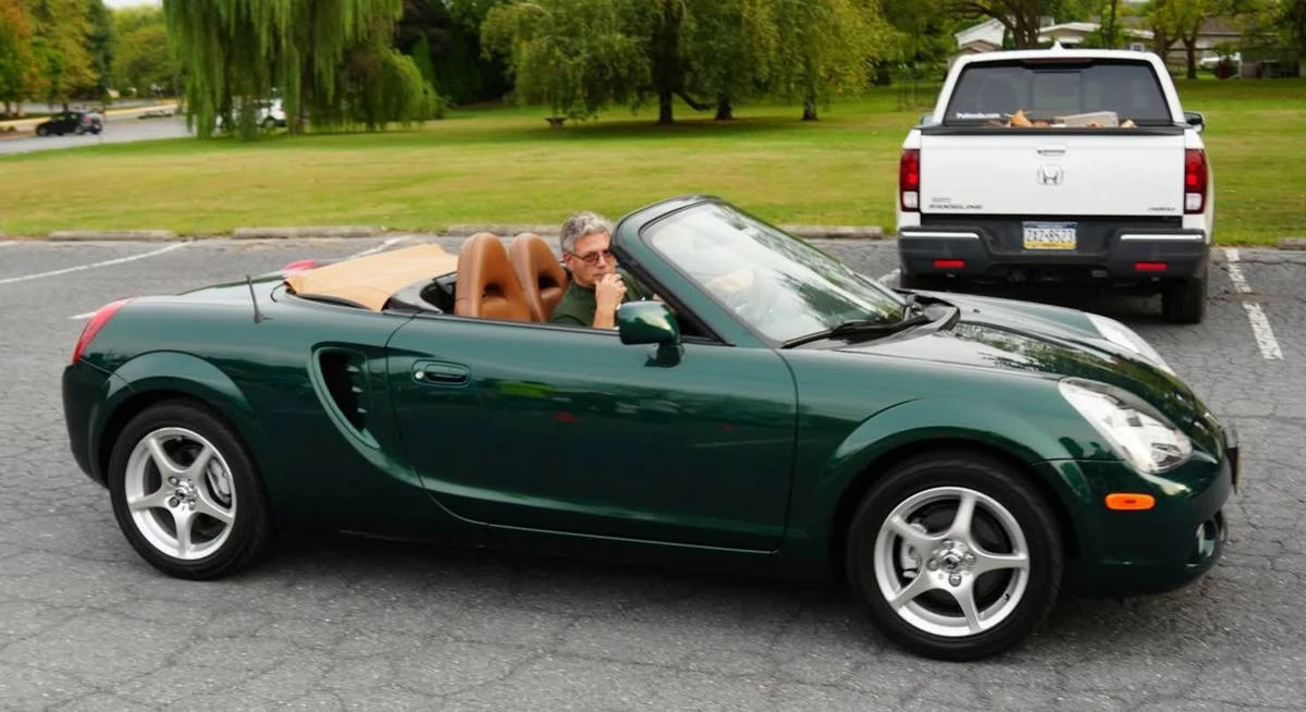 2003 Toyota MR2 Spyder/MR-S - Image 9 of 24