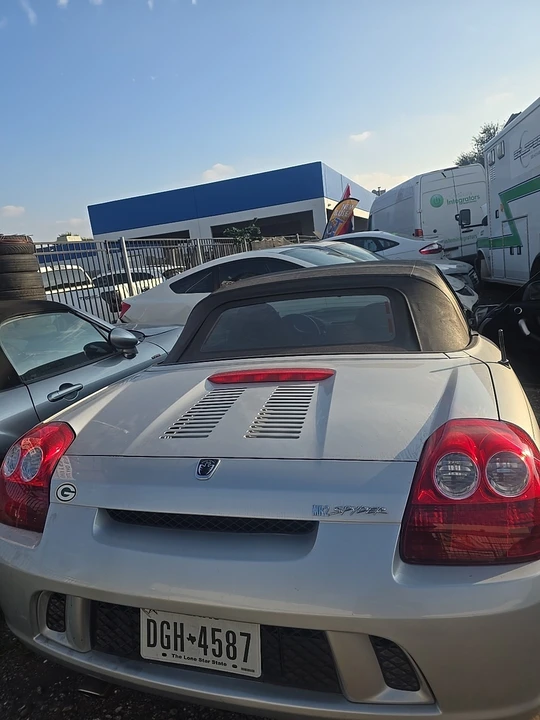 2003 Toyota MR2 Spyder/MR-S - Image 4 of 8