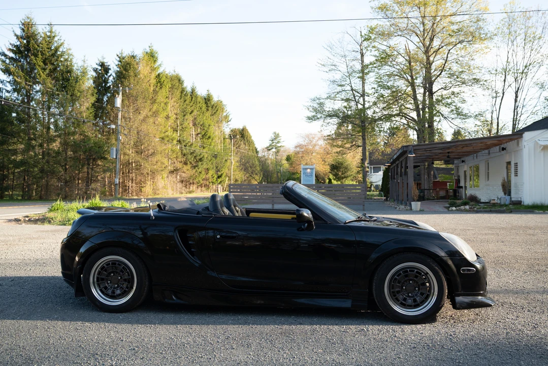 2003 Toyota MR2 Spyder/MR-S - Image 26 of 31