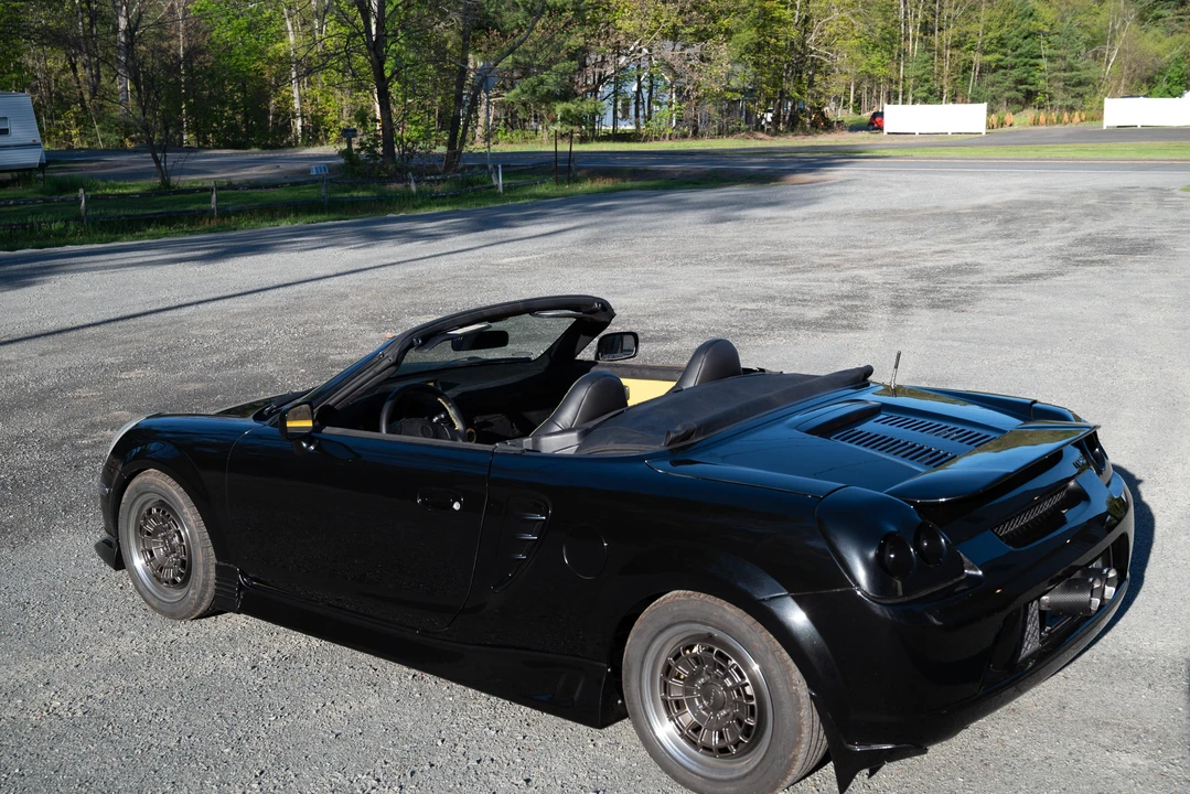 2003 Toyota MR2 Spyder/MR-S - Image 10 of 31