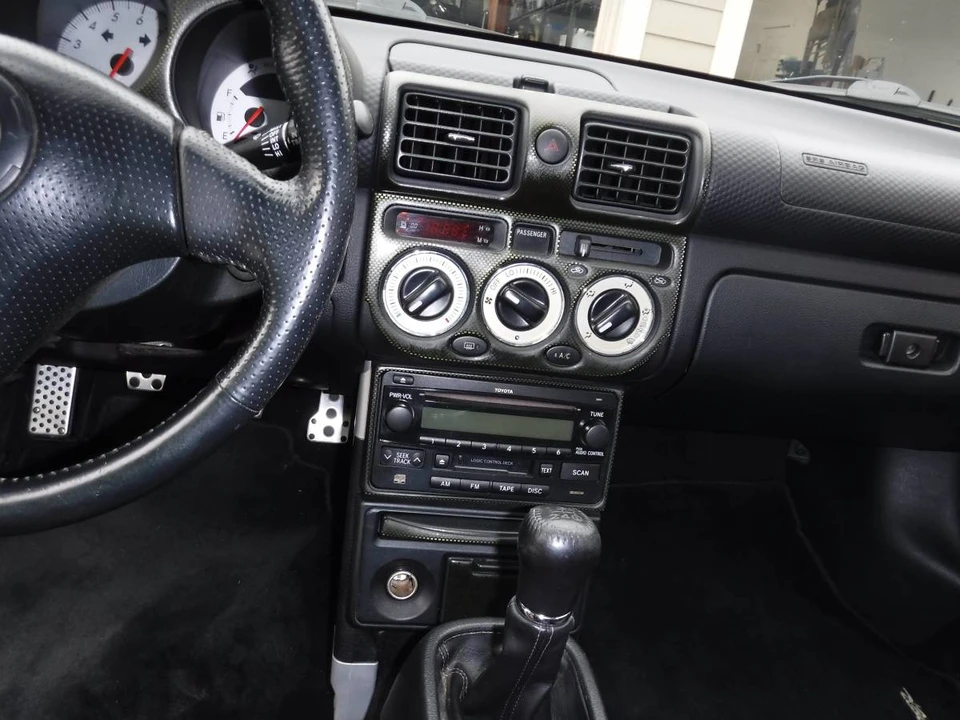 2003 Toyota MR2 Spyder/MR-S - Image 17 of 23