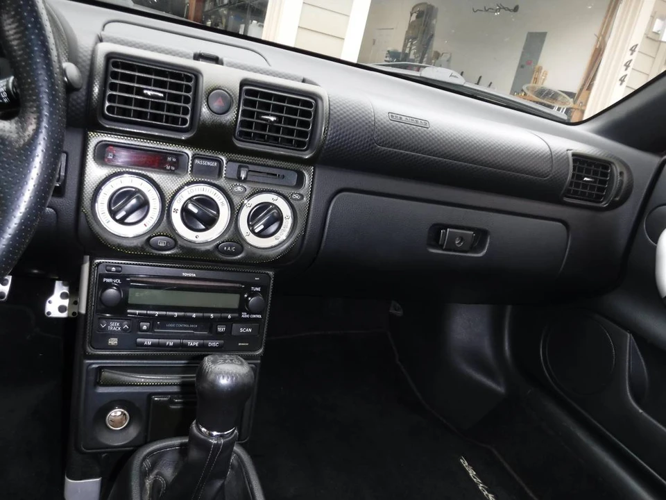 2003 Toyota MR2 Spyder/MR-S - Image 18 of 23