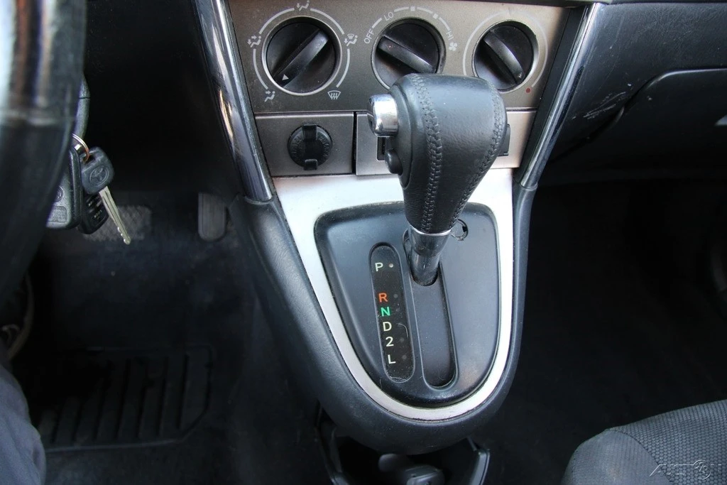 2003 Toyota Matrix 1st Gen - Image 19 of 21