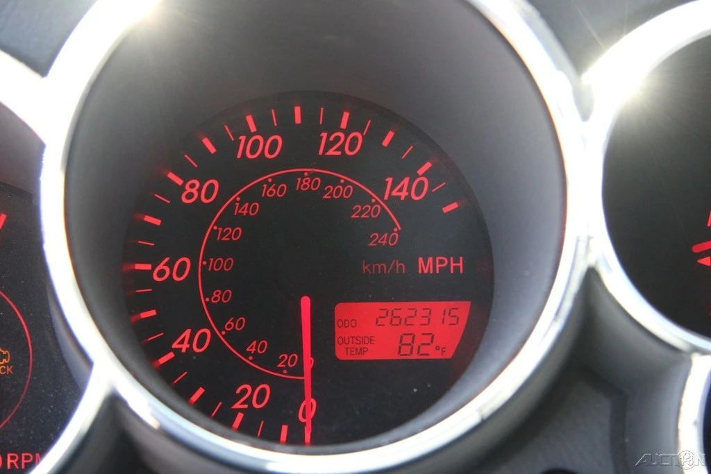 2003 Toyota Matrix 1st Gen - Image 16 of 21