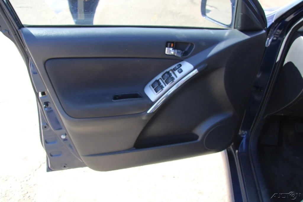 2003 Toyota Matrix 1st Gen - Image 13 of 21