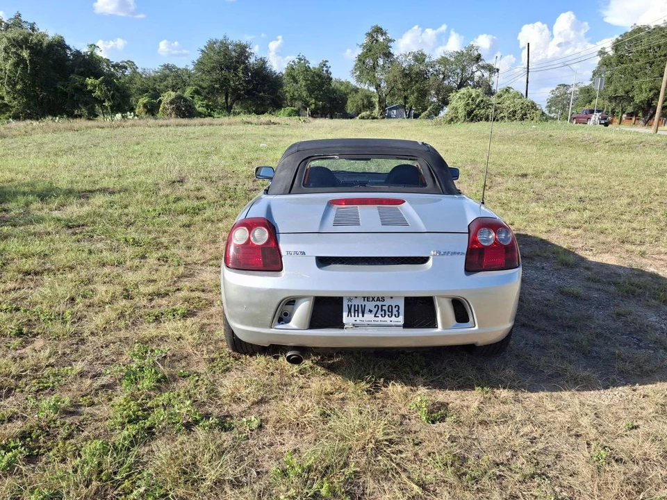 2003 Toyota MR2 Spyder/MR-S - Image 7 of 12