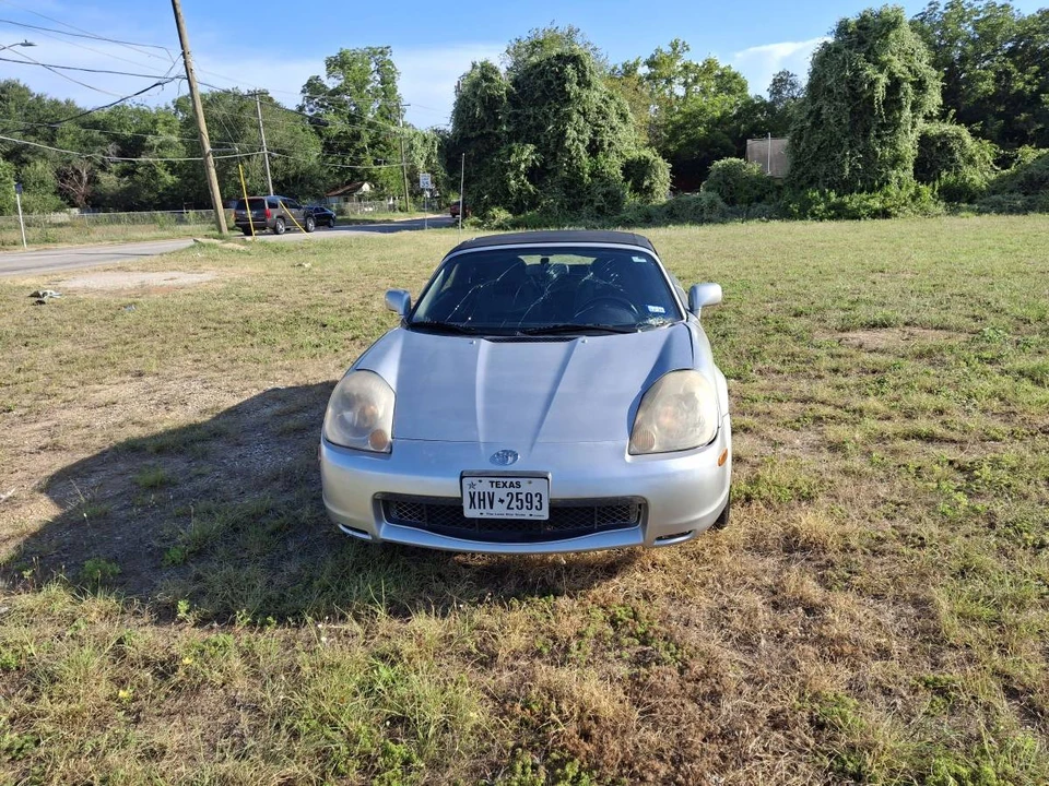 2003 Toyota MR2 Spyder/MR-S - Image 3 of 12