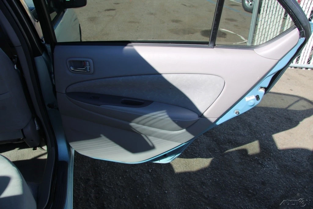 2003 Toyota Prius 1st Gen - Image 21 of 21