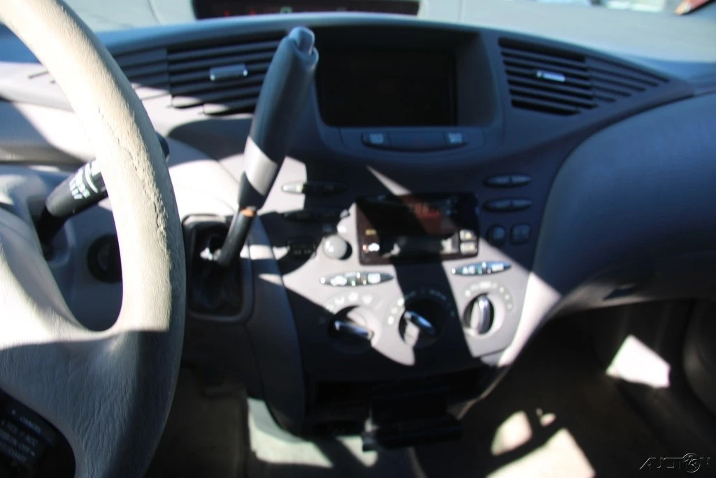 2003 Toyota Prius 1st Gen - Image 16 of 21