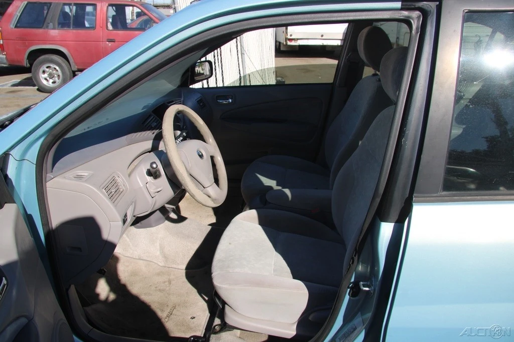 2003 Toyota Prius 1st Gen - Image 11 of 21