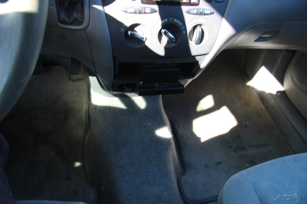 2003 Toyota Prius 1st Gen - Image 17 of 21