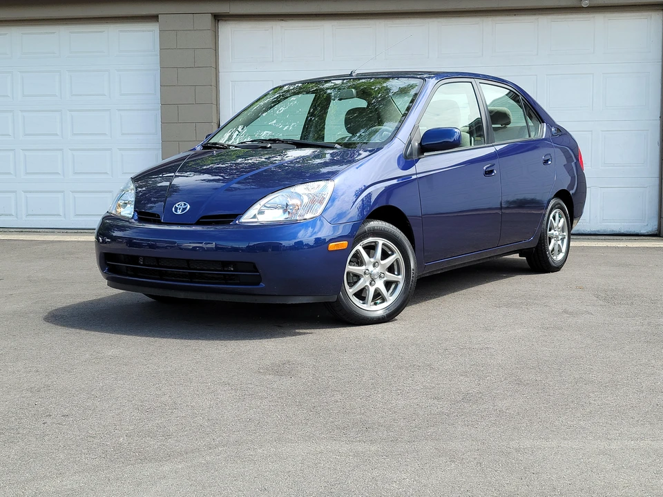 2003 Toyota Prius 1st Gen - Image 11 of 31
