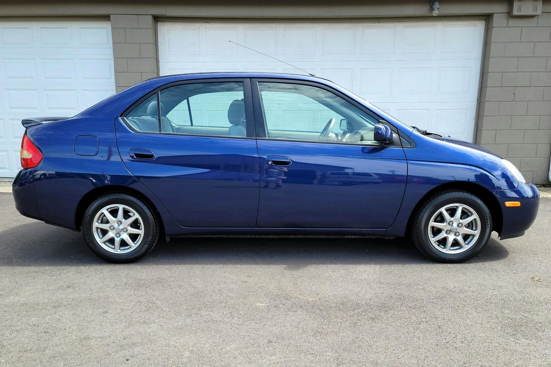 2003 Toyota Prius 1st Gen - Image 3 of 31