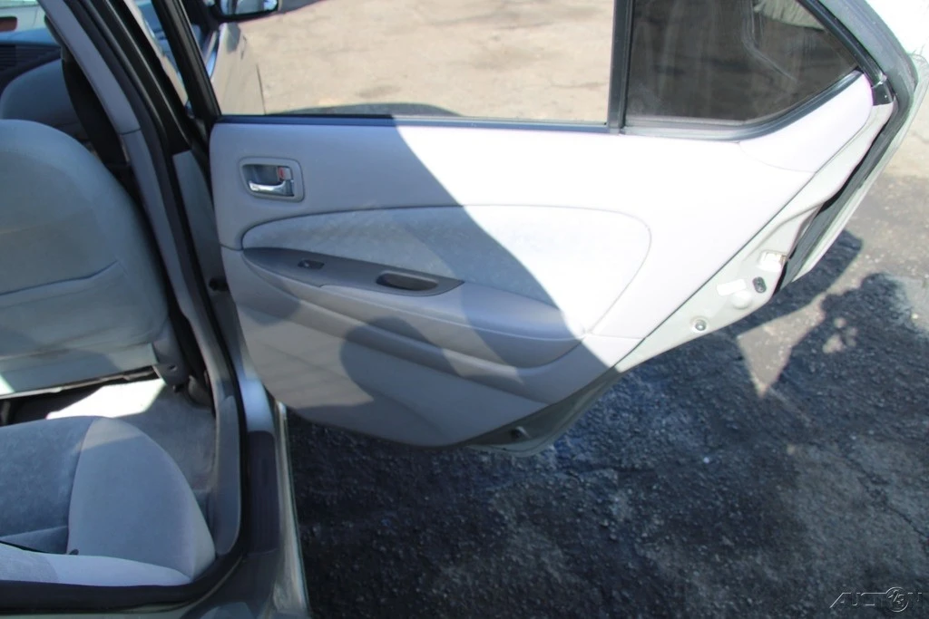 2003 Toyota Prius 1st Gen - Image 21 of 21