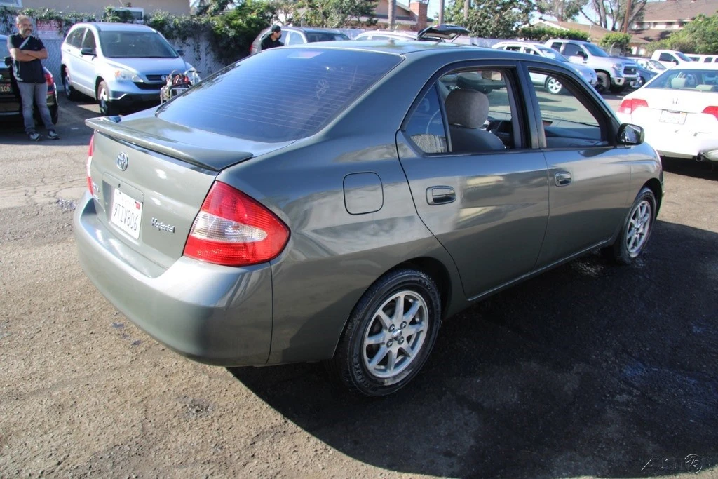 2003 Toyota Prius 1st Gen - Image 8 of 21