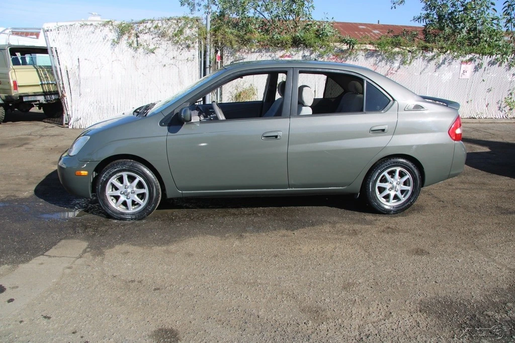 2003 Toyota Prius 1st Gen - Image 3 of 21