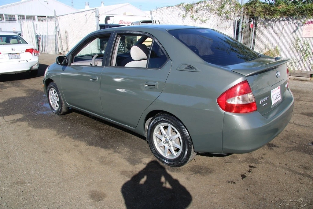 2003 Toyota Prius 1st Gen - Image 5 of 21