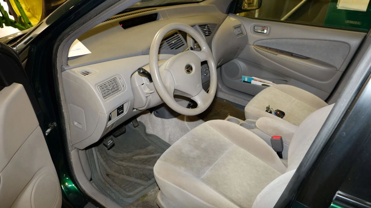 2003 Toyota Prius 1st Gen - Image 3 of 3