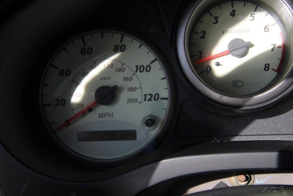 2003 Toyota RAV4 2nd Gen - Image 17 of 21