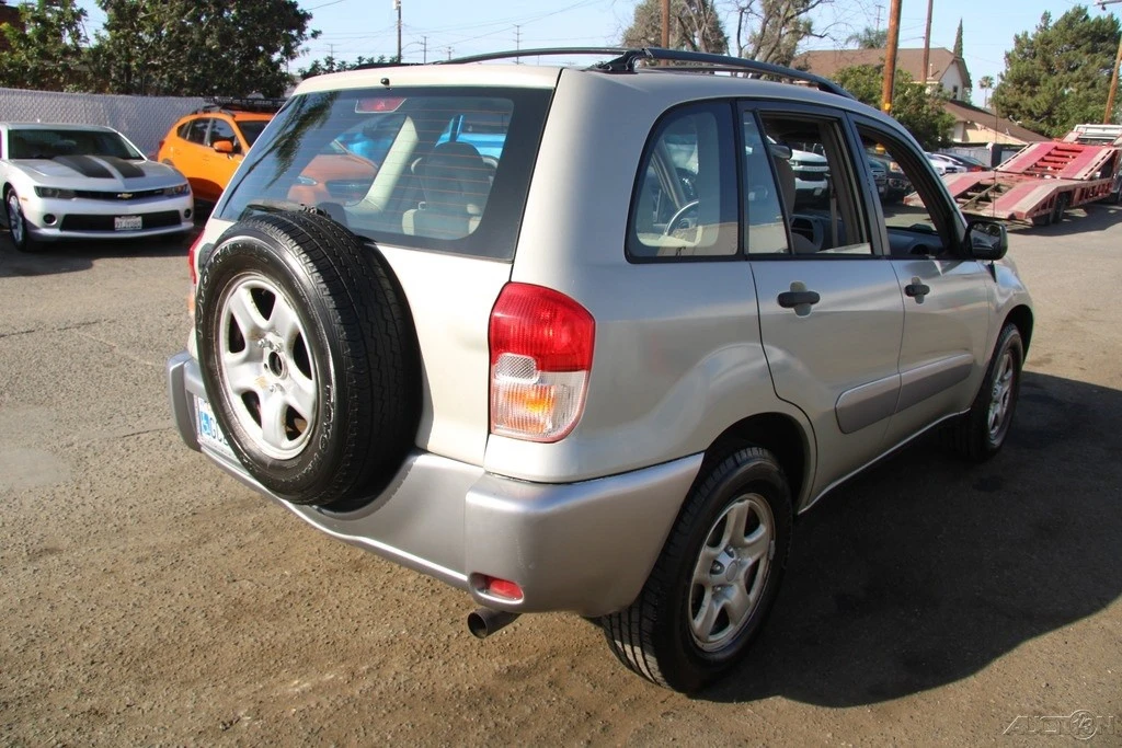 2003 Toyota RAV4 2nd Gen - Image 7 of 21