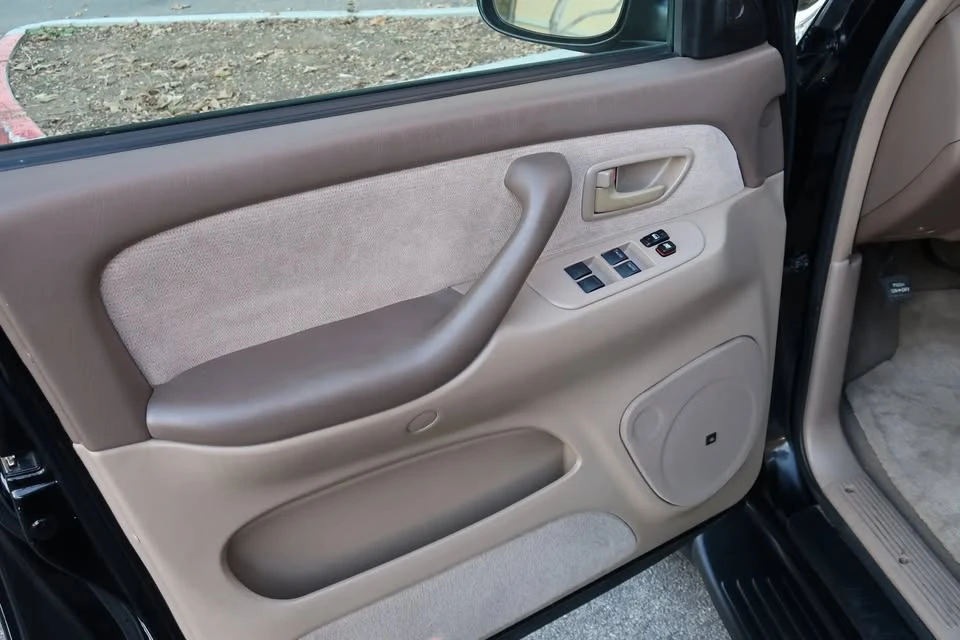 2003 Toyota Sequoia 1st Gen - Image 8 of 20