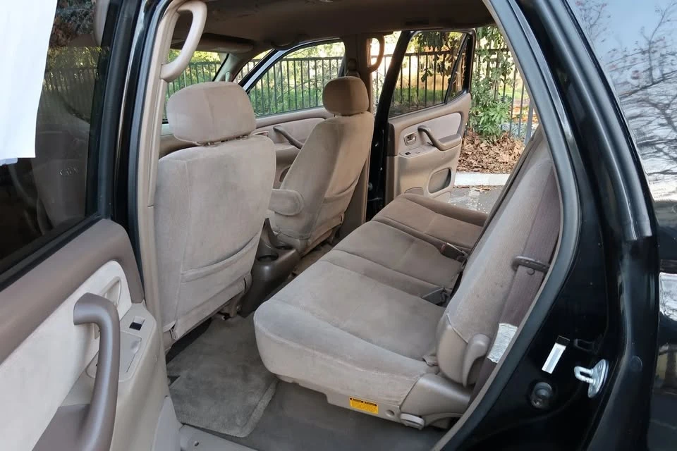 2003 Toyota Sequoia 1st Gen - Image 9 of 20