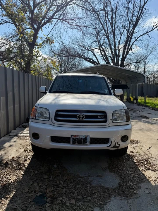 2003 Toyota Sequoia 1st Gen - Image 5 of 10