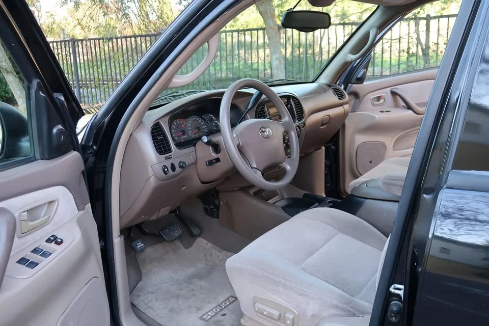 2003 Toyota Sequoia 1st Gen - Image 7 of 20