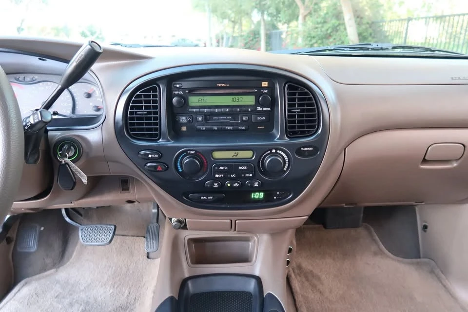 2003 Toyota Sequoia 1st Gen - Image 16 of 20