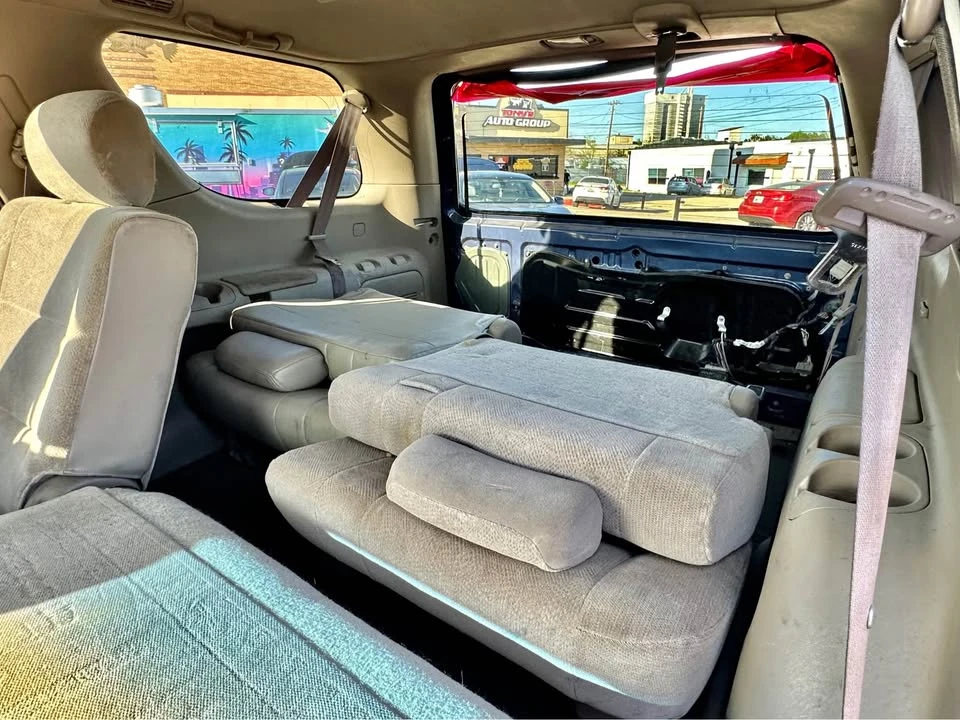2003 Toyota Sequoia 1st Gen - Image 7 of 9