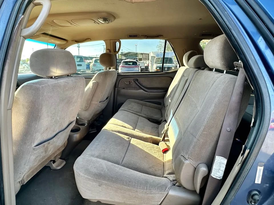 2003 Toyota Sequoia 1st Gen - Image 6 of 9