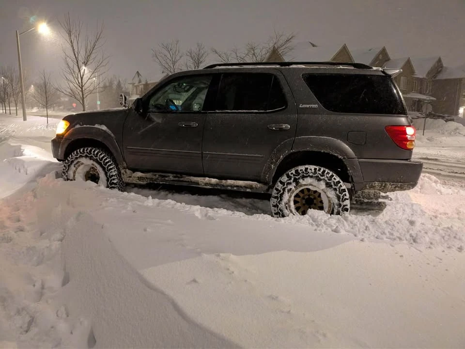 2003 Toyota Sequoia 1st Gen - Image 8 of 12