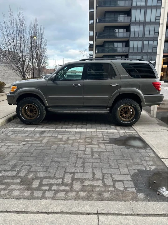 2003 Toyota Sequoia 1st Gen - Image 3 of 12