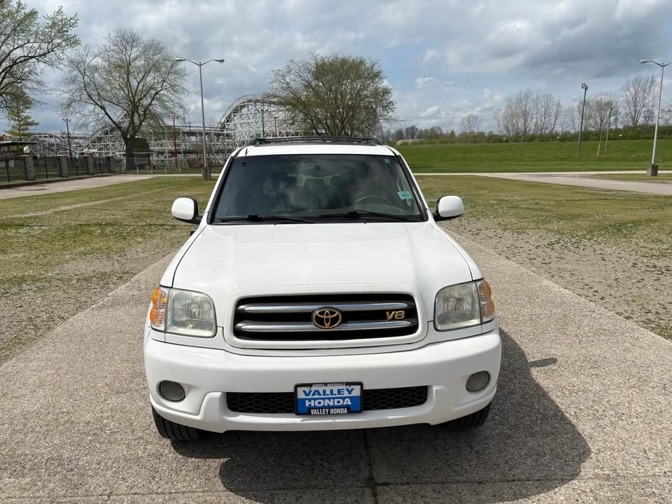 2003 Toyota Sequoia 1st Gen - Image 2 of 10