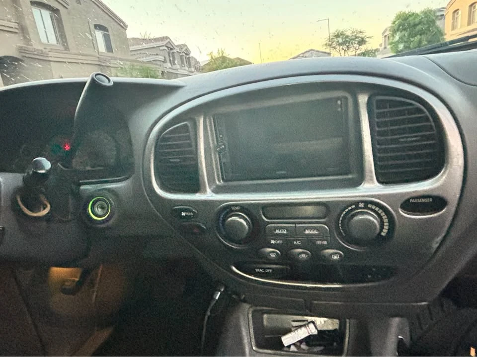 2003 Toyota Sequoia 1st Gen - Image 6 of 15