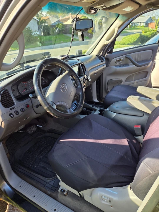 2003 Toyota Sequoia 1st Gen - Image 16 of 17