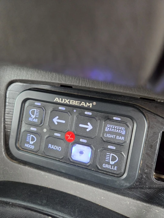 2003 Toyota Sequoia 1st Gen - Image 7 of 17