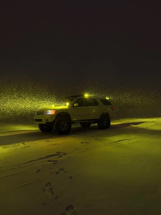 2003 Toyota Sequoia 1st Gen - Image 4 of 11