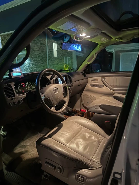 2003 Toyota Sequoia 1st Gen - Image 6 of 11