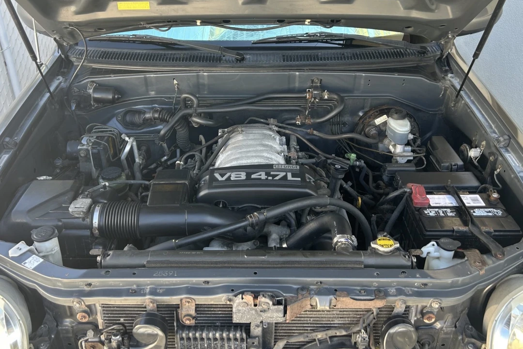 2003 Toyota Sequoia 1st Gen - Image 6 of 8