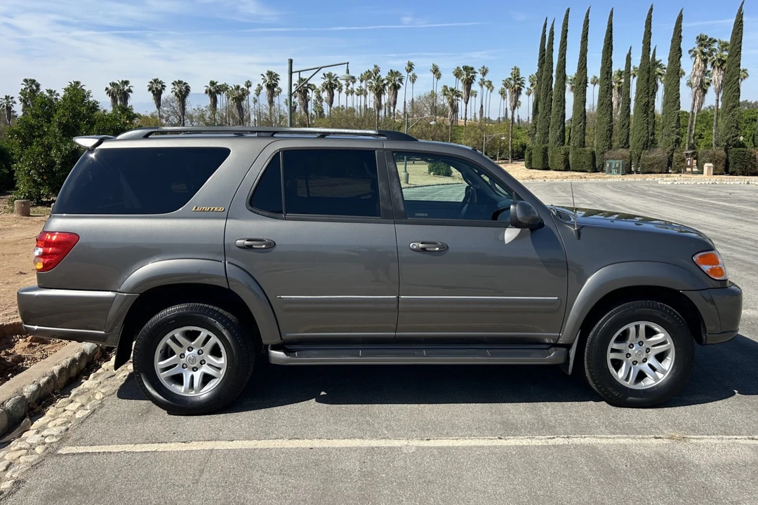 2003 Toyota Sequoia 1st Gen - Image 3 of 8