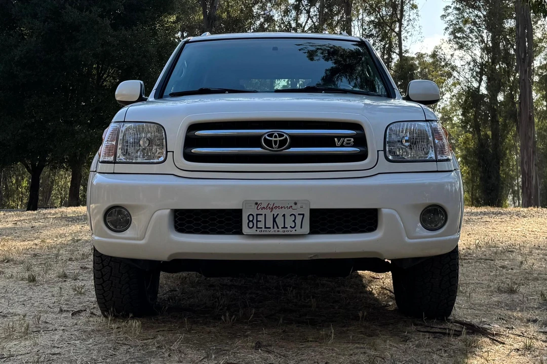 2003 Toyota Sequoia 1st Gen - Image 2 of 31