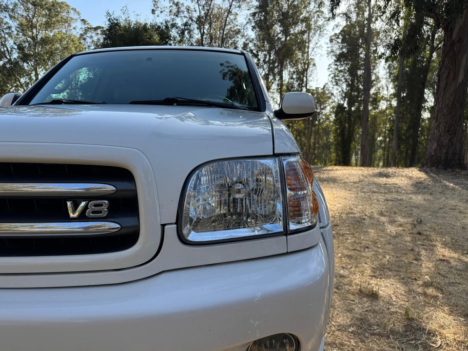 2003 Toyota Sequoia 1st Gen - Image 10 of 31
