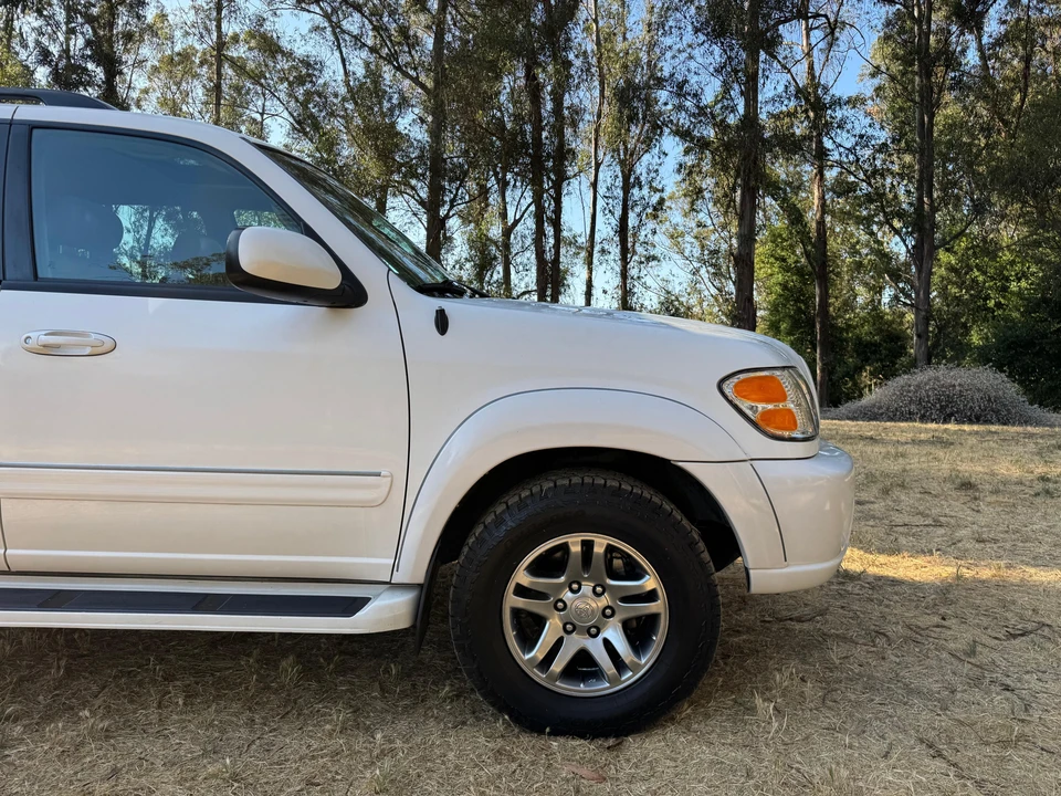 2003 Toyota Sequoia 1st Gen - Image 22 of 31