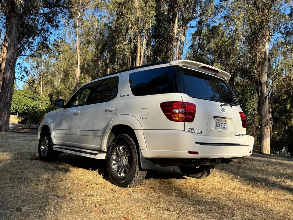 2003 Toyota Sequoia 1st Gen - Image 7 of 31