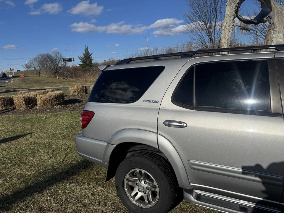 2003 Toyota Sequoia 1st Gen - Image 4 of 21
