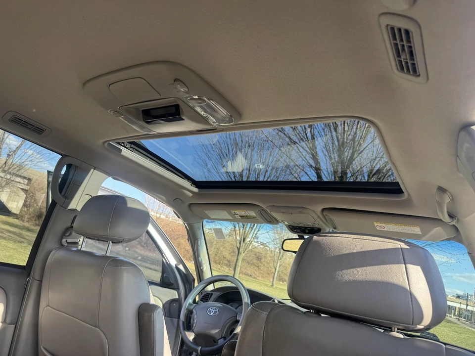 2003 Toyota Sequoia 1st Gen - Image 14 of 21