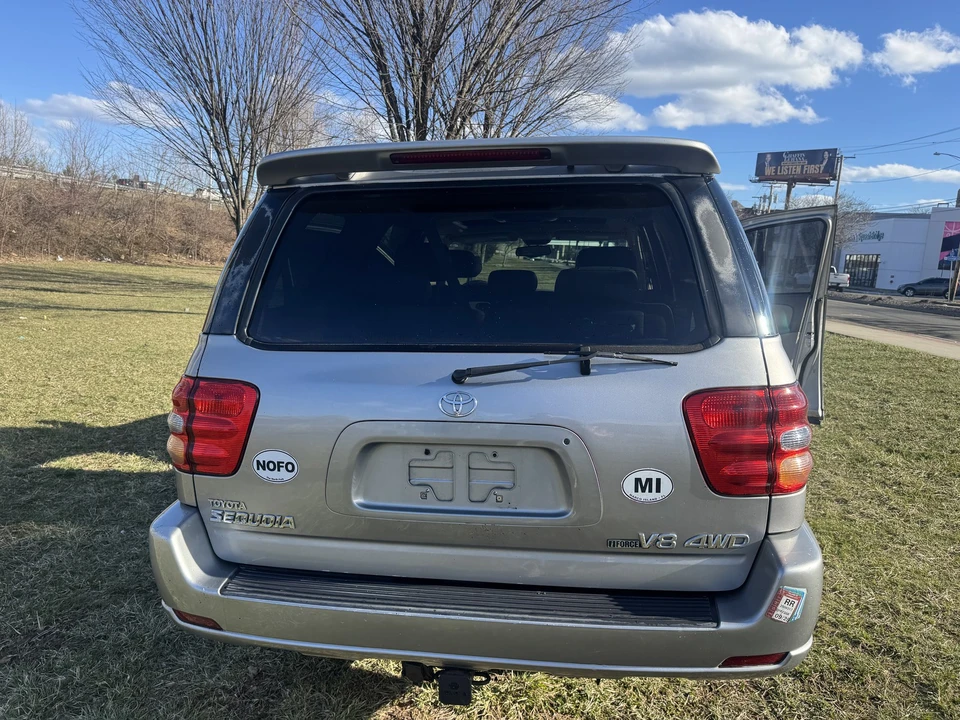 2003 Toyota Sequoia 1st Gen - Image 6 of 21